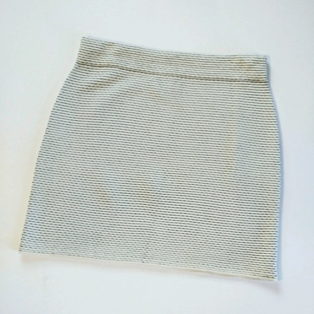 Theory skirt L